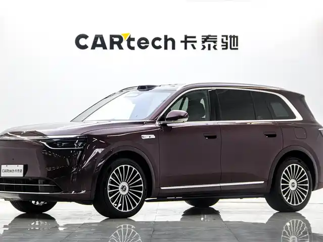 AITO Wenjie AITO M8 2025