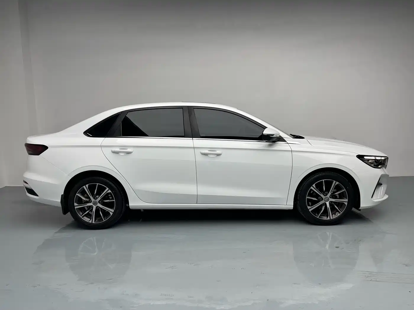 GEELY AUTOMOBILE EMGRAND