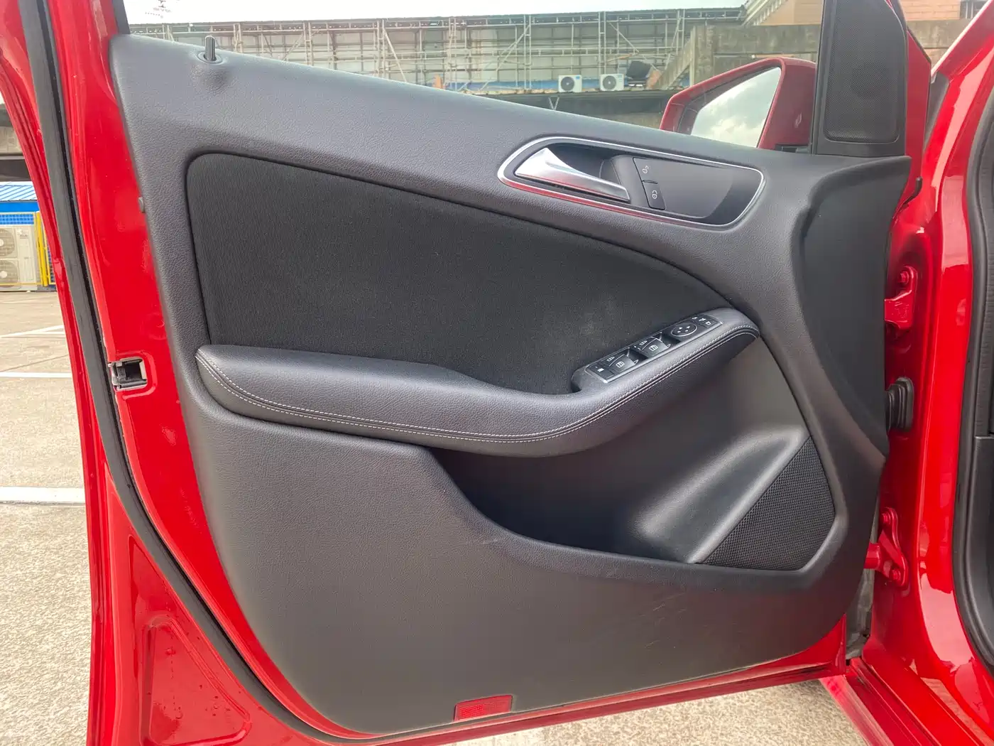 MERCEDES-BENZ B CLASS