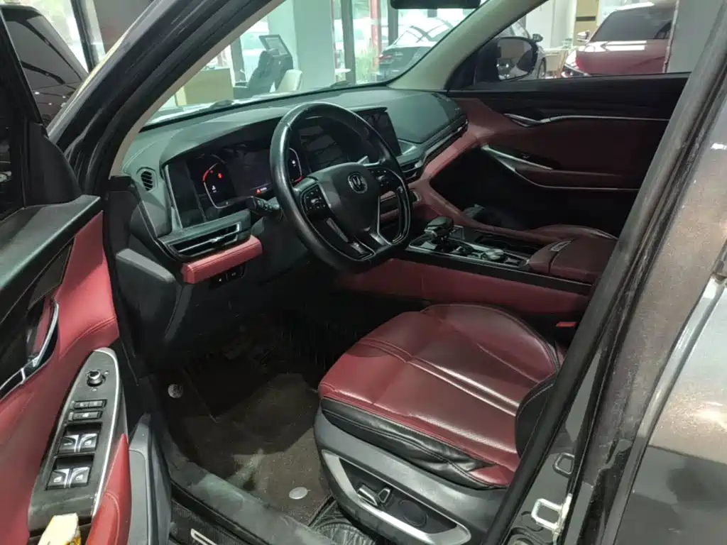 Фото 16 - Changan CS75 PLUS