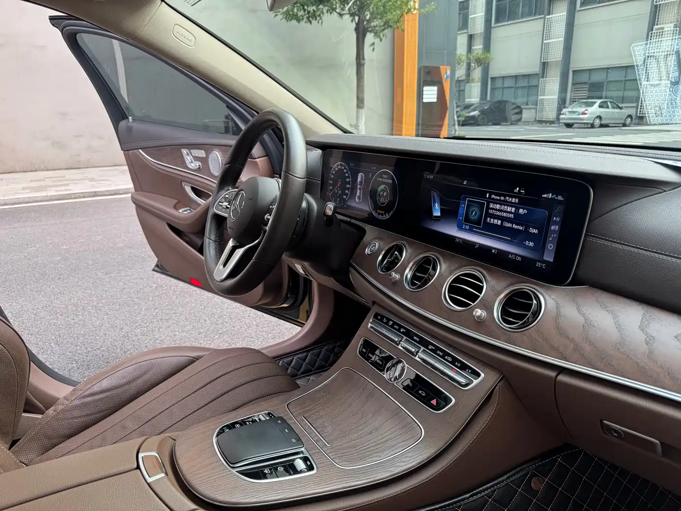 Mercedes-Benz E-Class 2020 Facelift E 300 L Exclusive фото 13