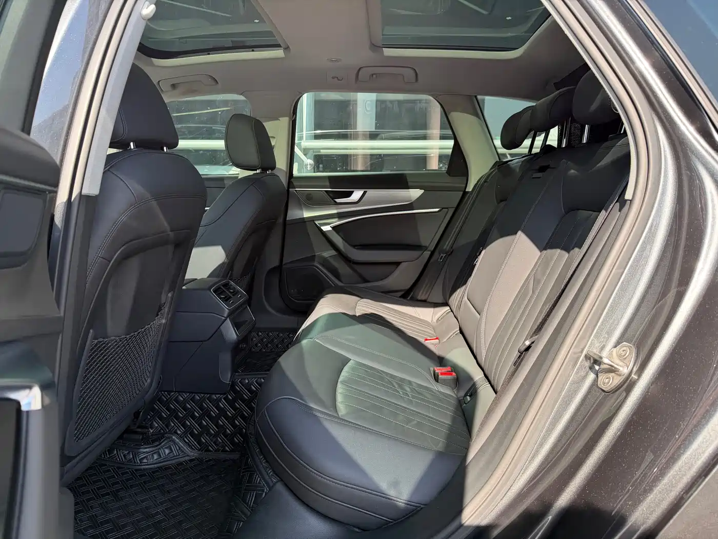 Audi A6 (Import) 2022 Avant Pioneer 40 TFSI Luxury Dynamic фото 12