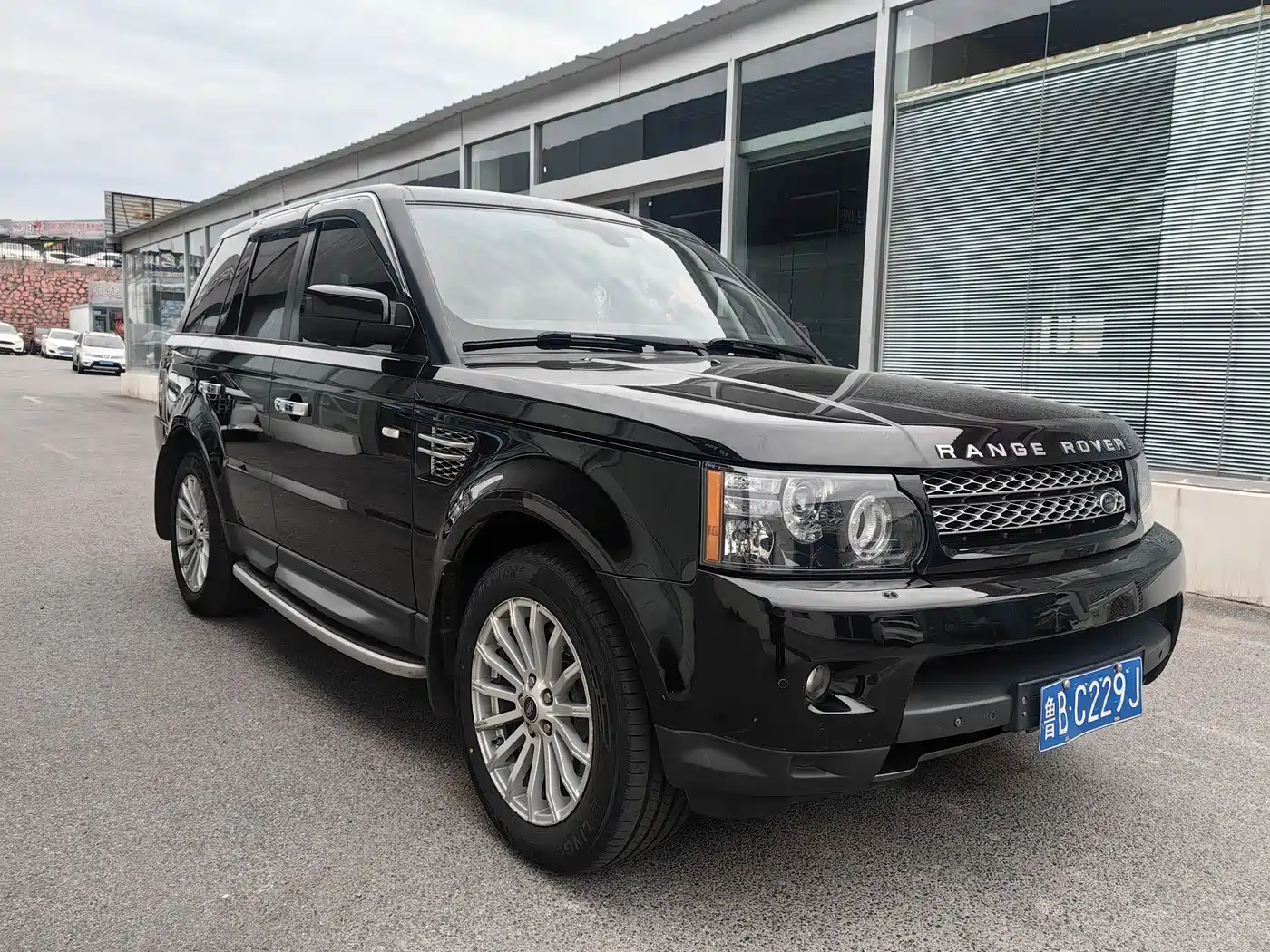 Land Rover Range Rover Sport 2013 3.0 TDV6 Diesel Ultimate Sport Edition фото 3
