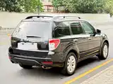 Photo 4 - Subaru Forester