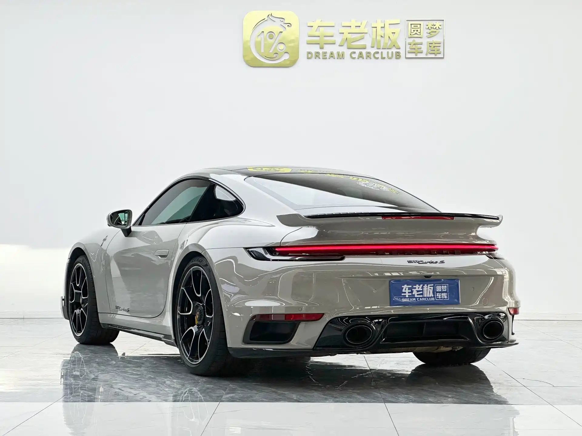 Фото 6 - Porsche 911