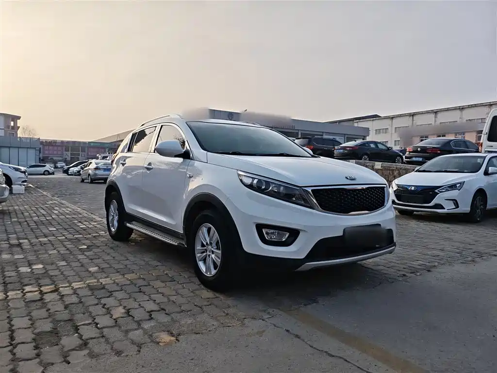 Kia Sportage 2016 2.0L Automatic 2WD GL фото 10