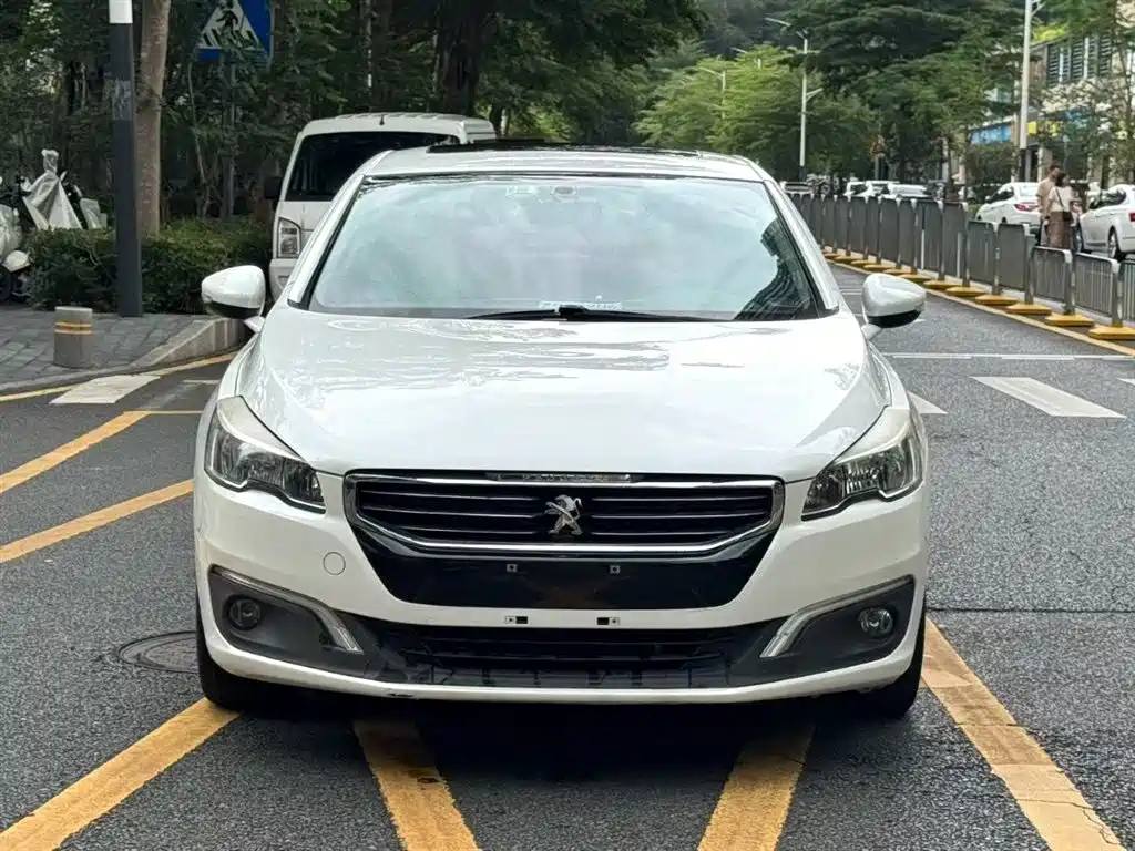 Peugeot 508 2015 1.6THP Auto Comfort Edition фото 2