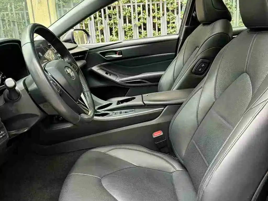 Toyota Avalon 2019 Hybrid 2.5L Luxury Edition China VI фото 8