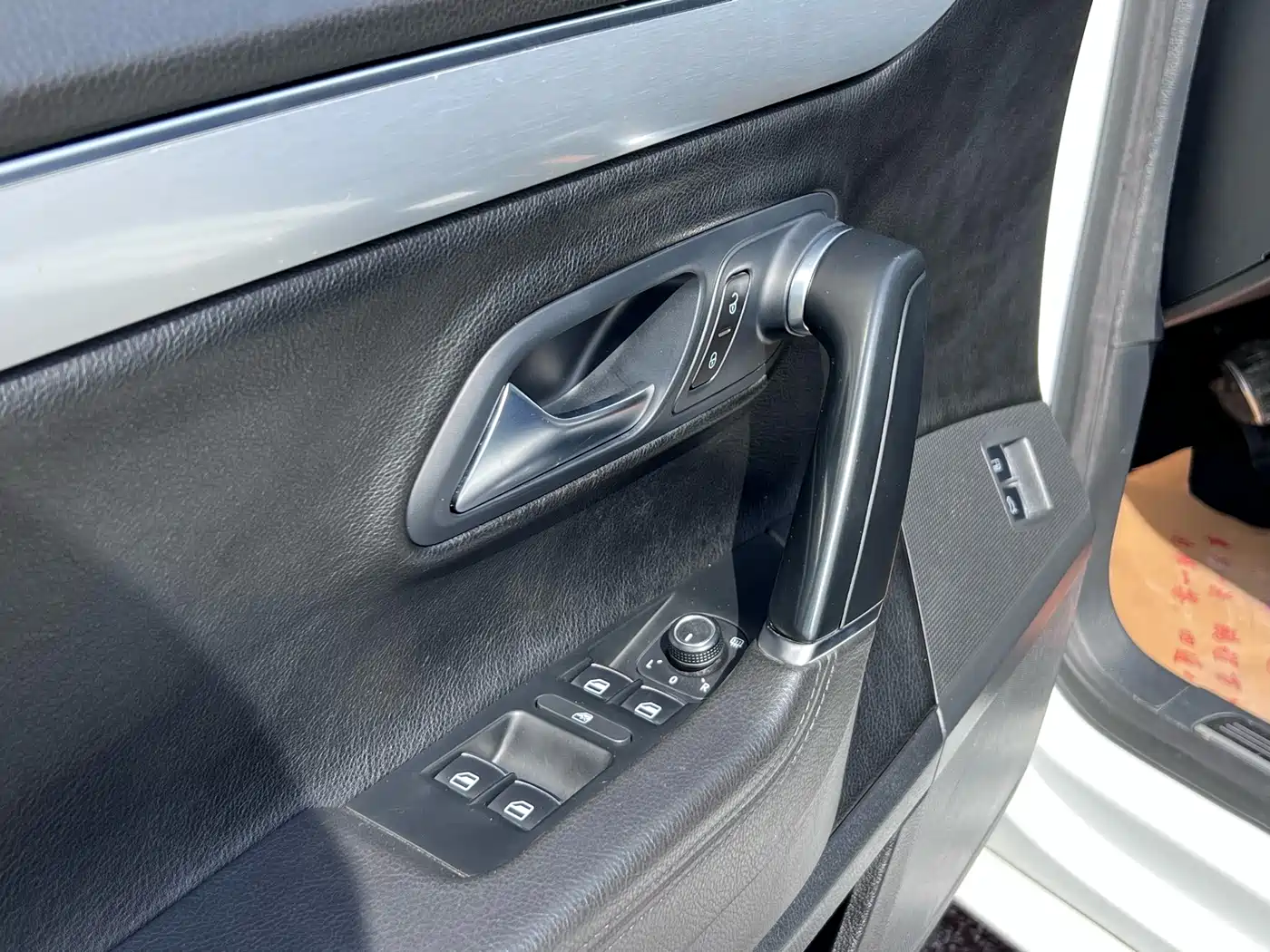 Volkswagen FAW-Volkswagen CC 2018 1.8TSI Luxury фото 4