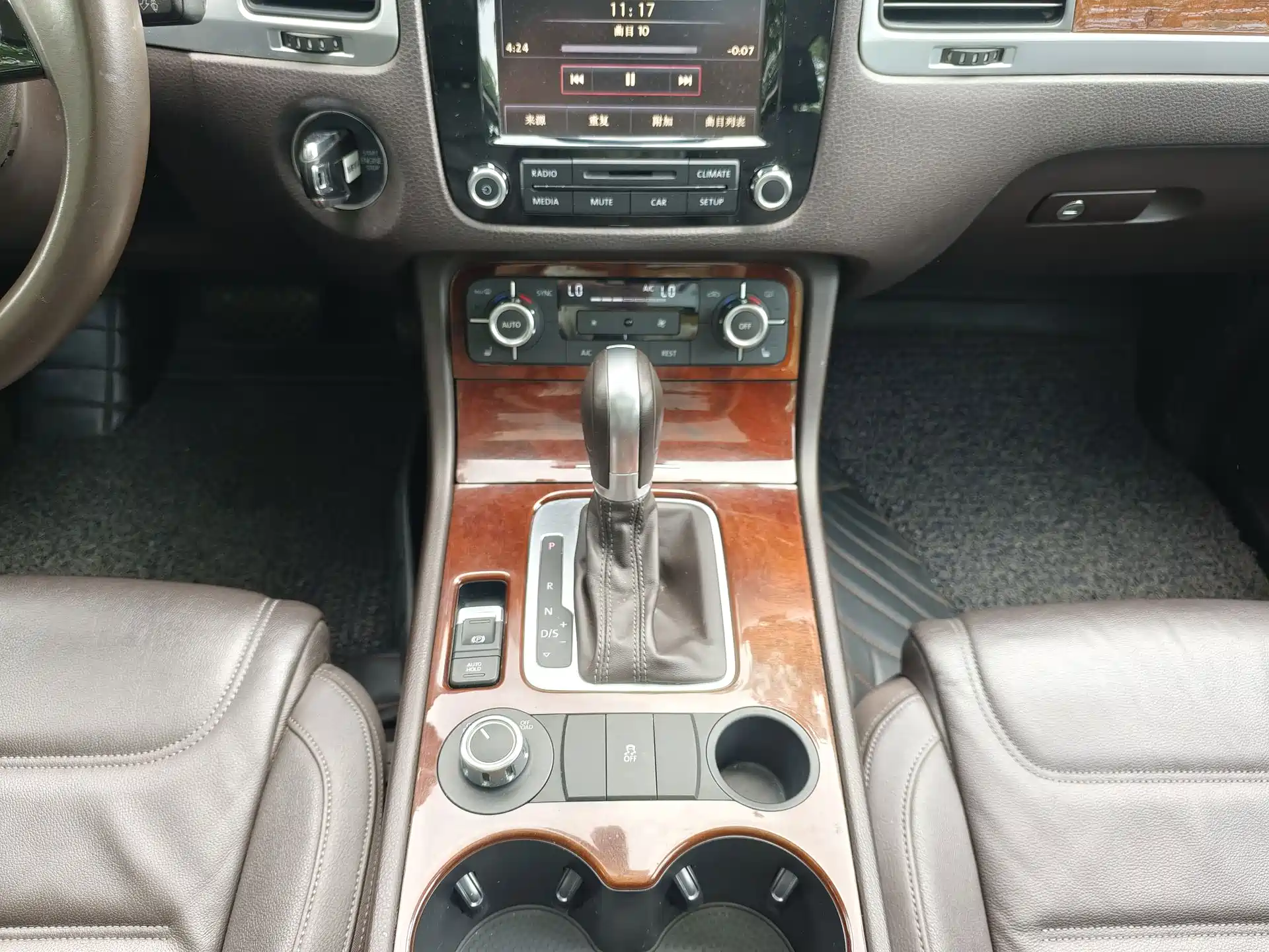 صورة 14 - Volkswagen Touareg