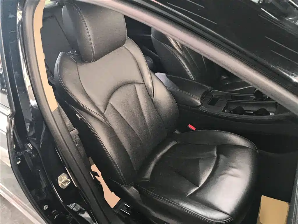 Buick LaCrosse 2018 Model 20T Elite Edition фото 20