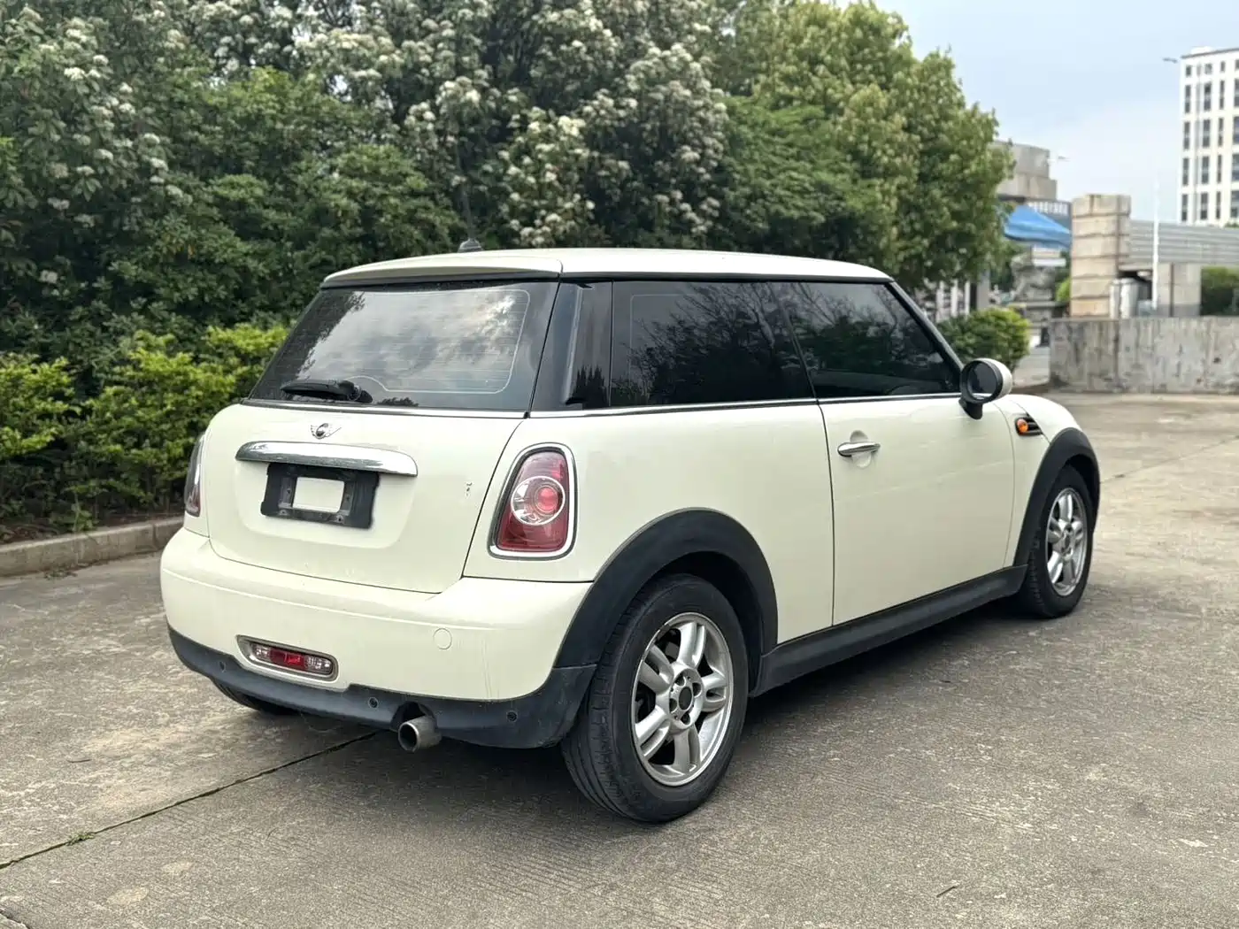 MINI MINI 2013 2013 1.6L ONE Limited Edition Third Version