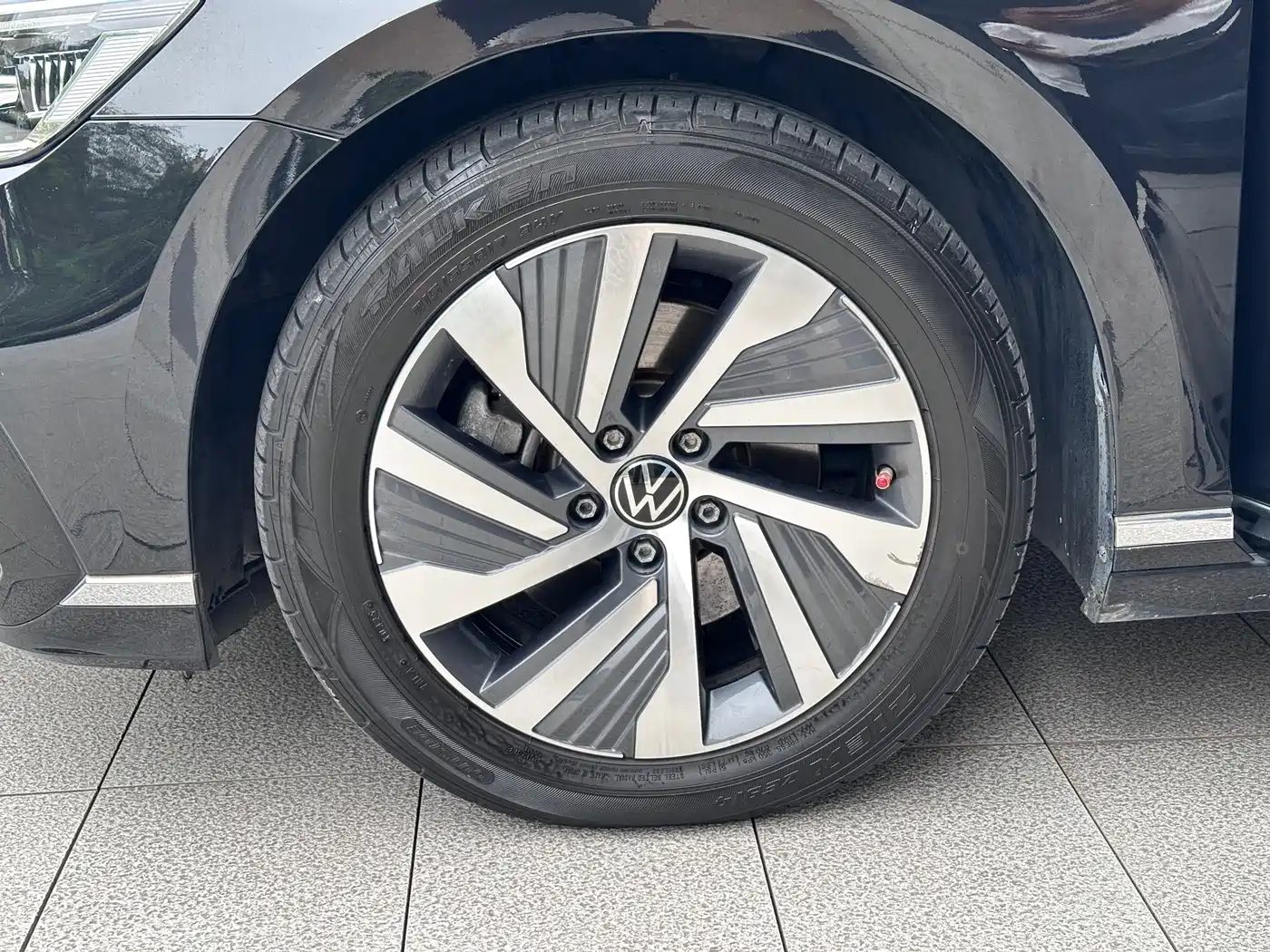 VOLKSWAGEN MAGOTAN GTE PLUG-IN HYBRID
