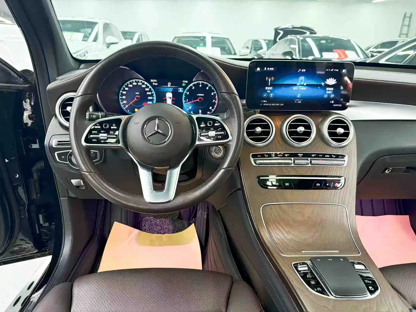 Mercedes-Benz GLC 2022 GLC 300 L 4MATIC Dynamic Collector's Edition фото 21