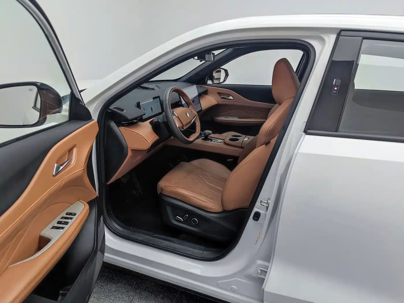 Changan UNI-Z New Energy 2024 2024 Blue Whale Smart Electric iDD 125km Excellence Model
