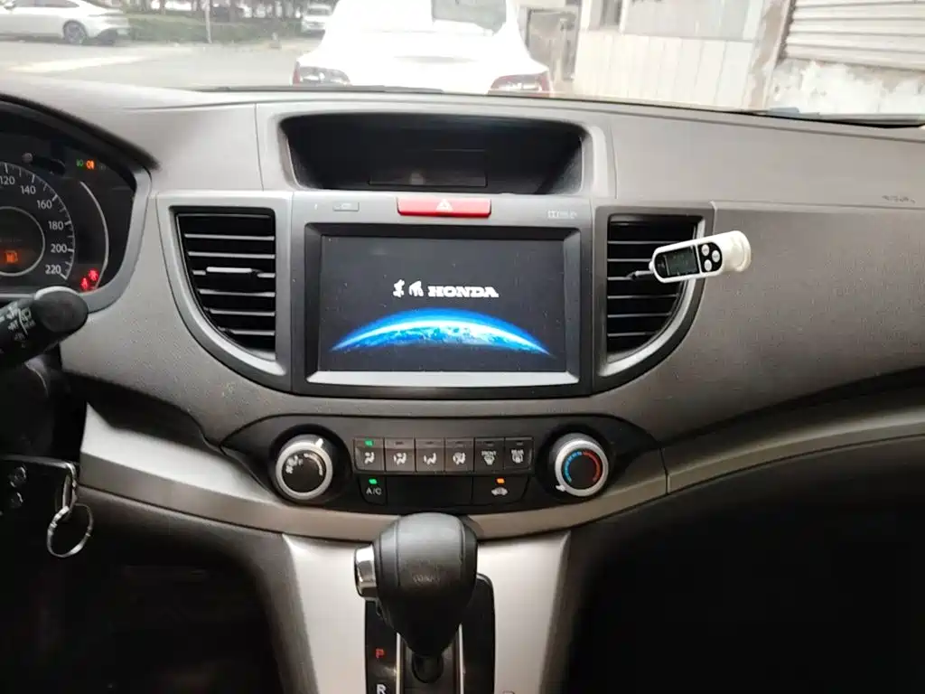 Photo 13 - Honda CR-V