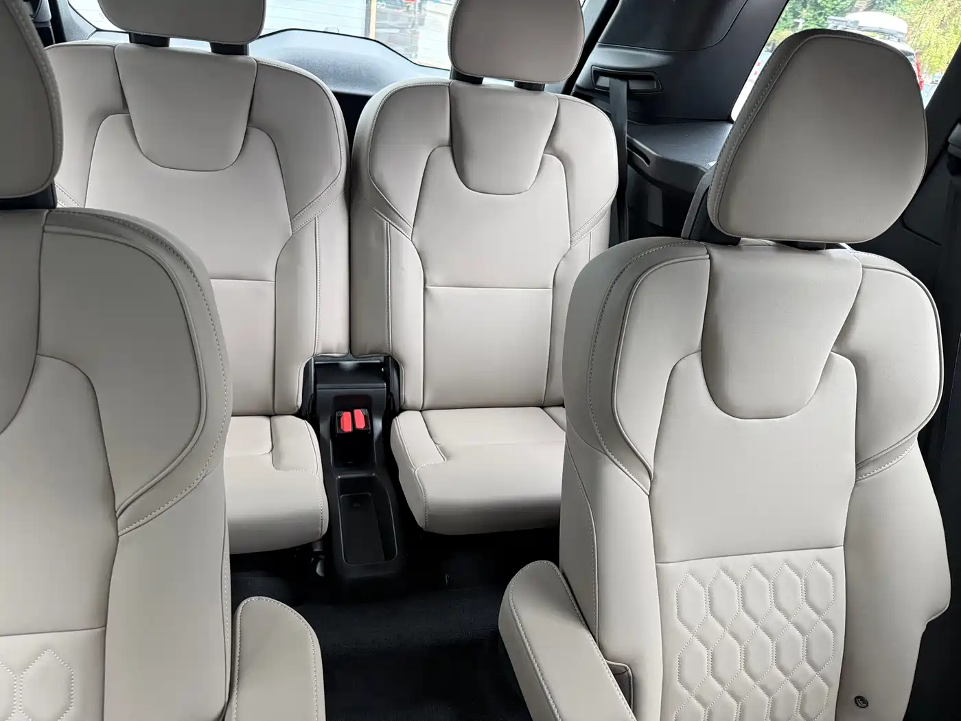 Volvo XC90 2026 2026 B6 AWD Momentum Luxury 6-seater