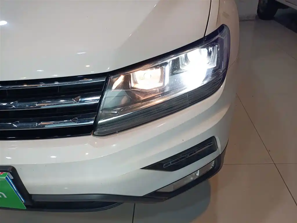 Volkswagen Tiguan L 2020 330TSI Auto 2WD Panorama Comfort China VI фото 4