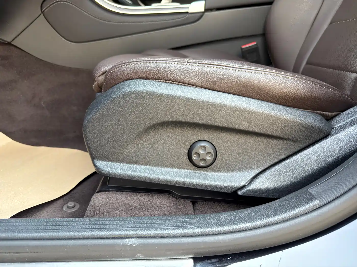 Mercedes-Benz GLC 2020 Facelift GLC 300 L 4MATIC Dynamic фото 34