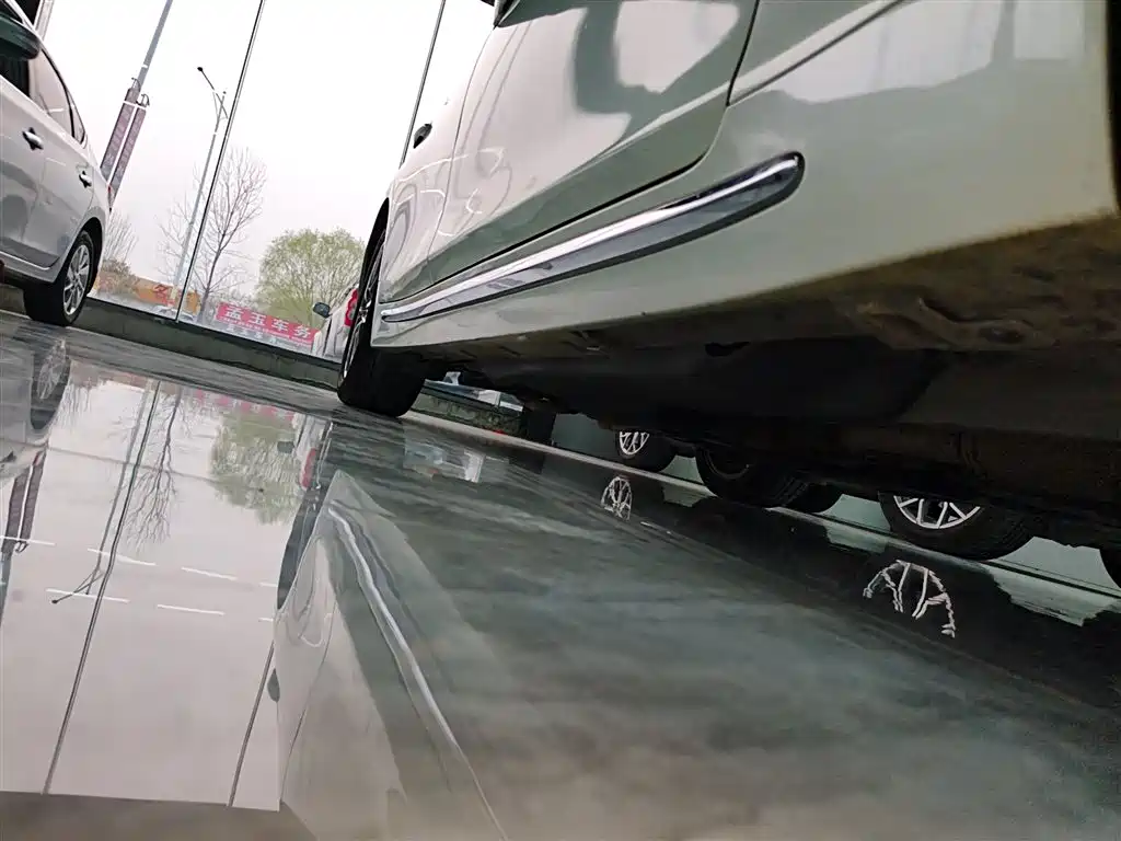 Infiniti Q50L 2021 2018 2.0T Leisure Edition (China VI)