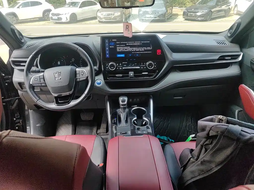 Toyota Crown Kluger 2021 2.5L HEV AWD Flagship Edition фото 6