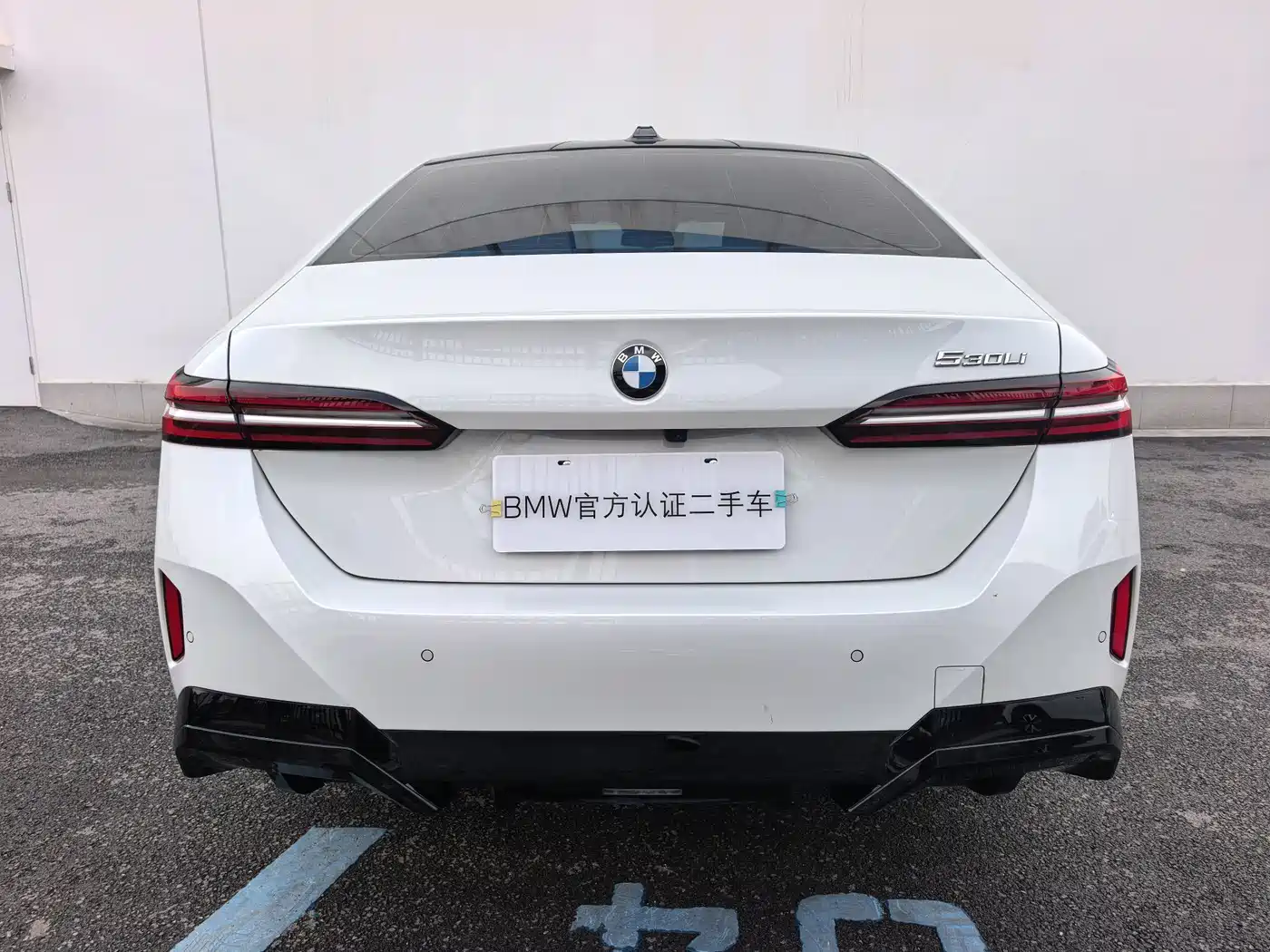 BMW 5 Series 2024 530Li Leading M Sport Package фото 7