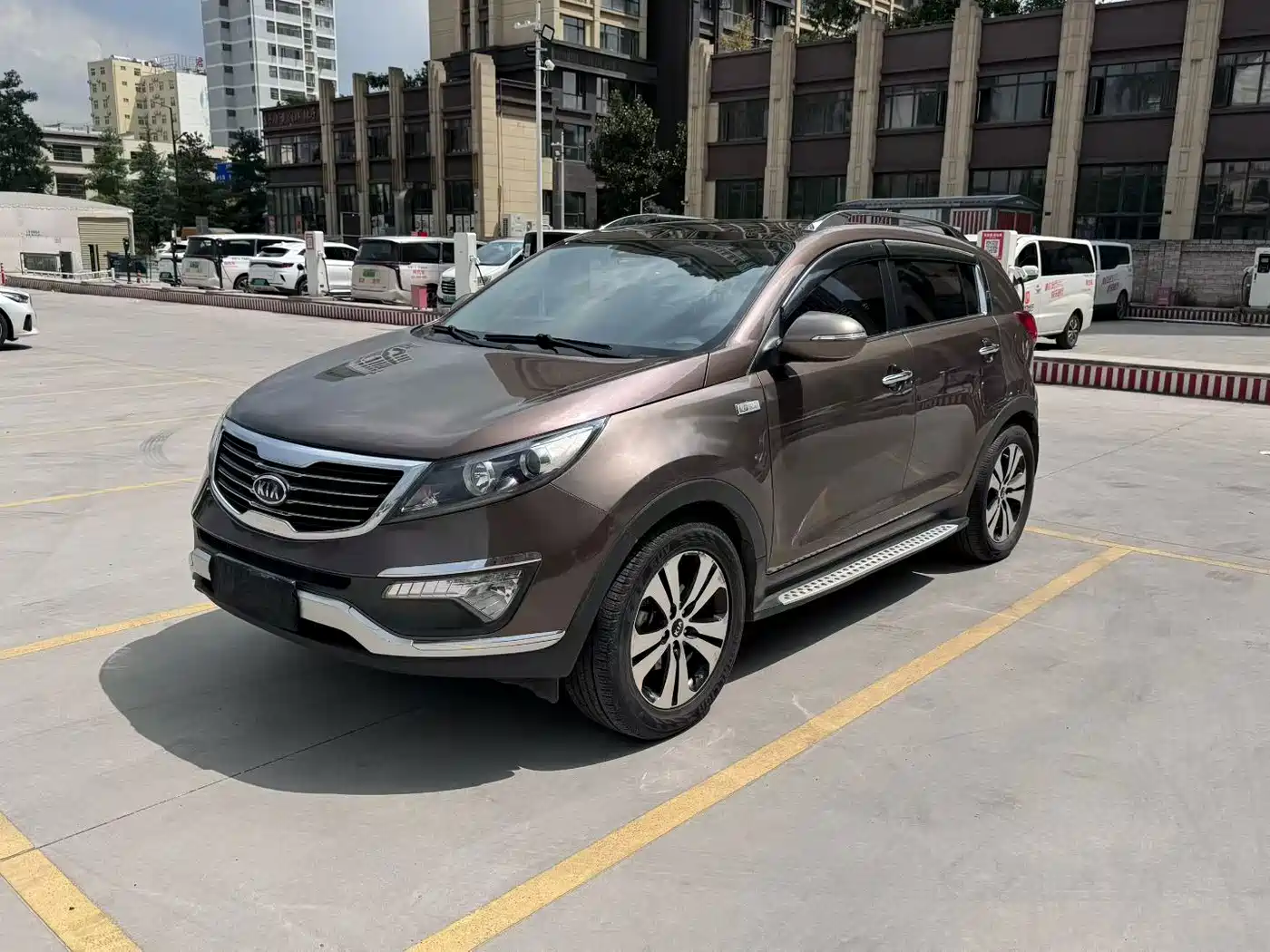 Фото 1 - Kia Sportage