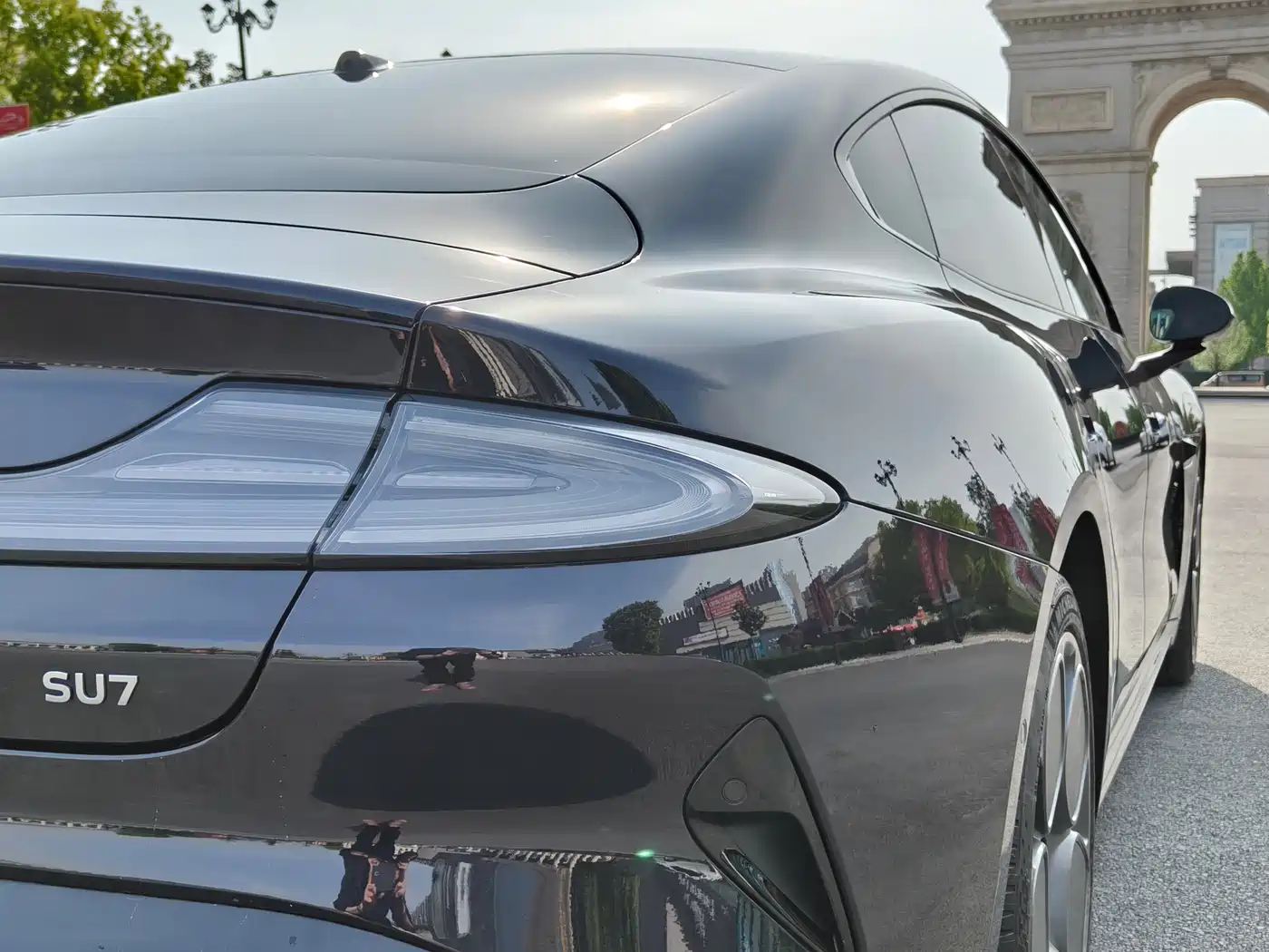 XIAOMI CAR XIAOMI SU7