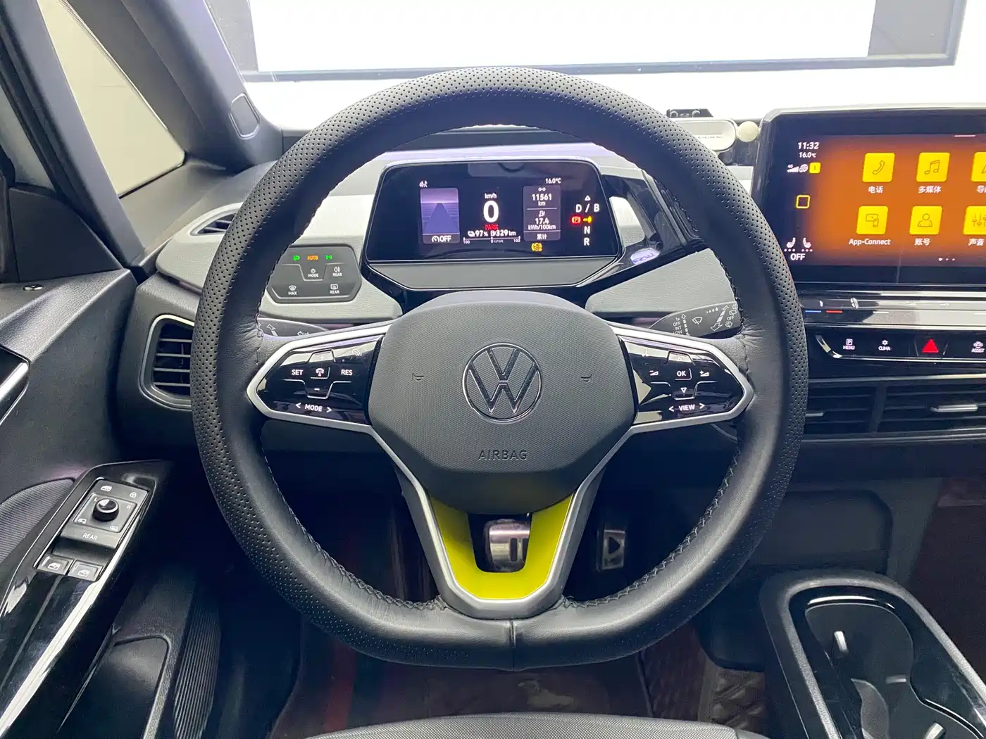 Volkswagen ID.3 2023 Upgraded Pure Intelligence Edition фото 11
