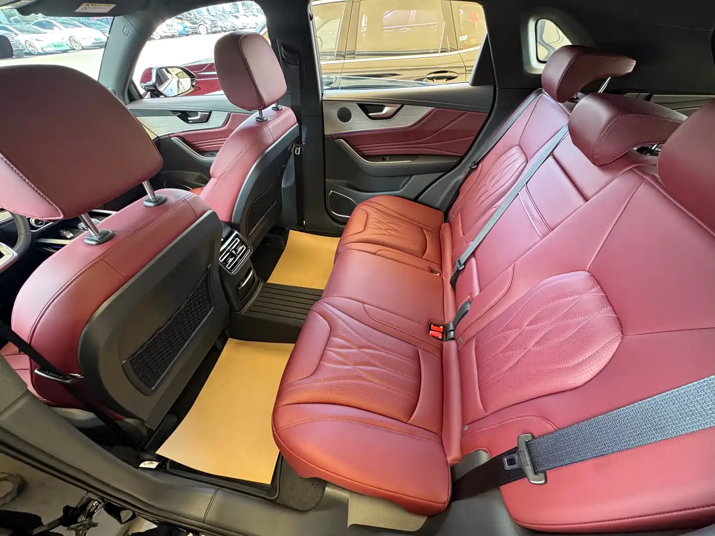 Hongqi HS5 2025 2.0T 2WD Mystic Shadow Edition фото 7