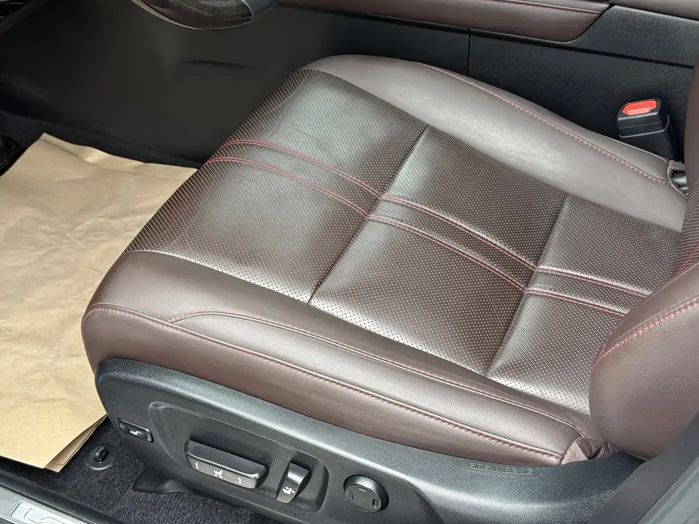 Lexus RX 2020 300 4WD Luxury Edition China VI фото 4