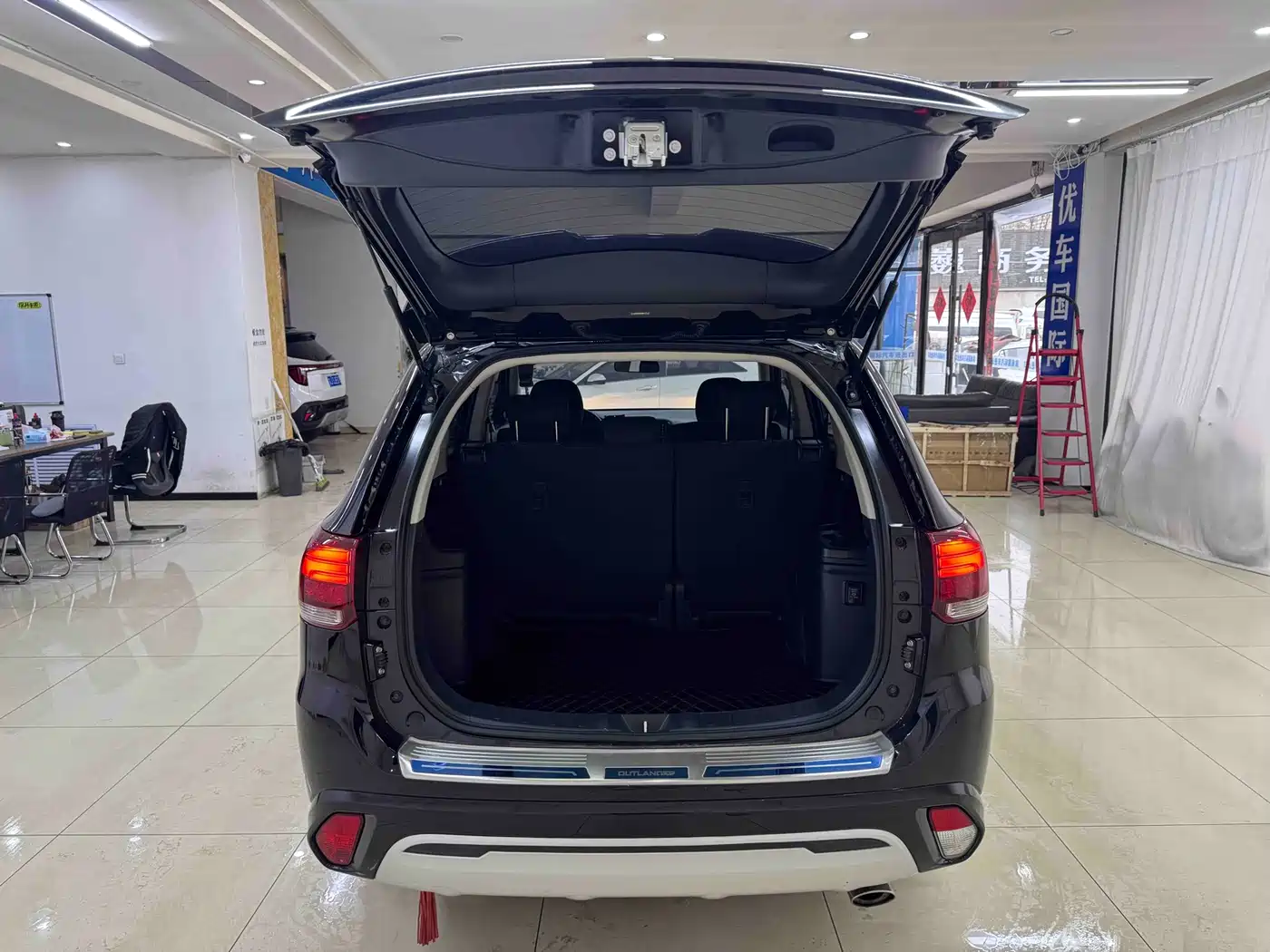 Mitsubishi Outlander 2021 Facelift 2.0L 2WD Comfort Edition 5-Seater фото 19
