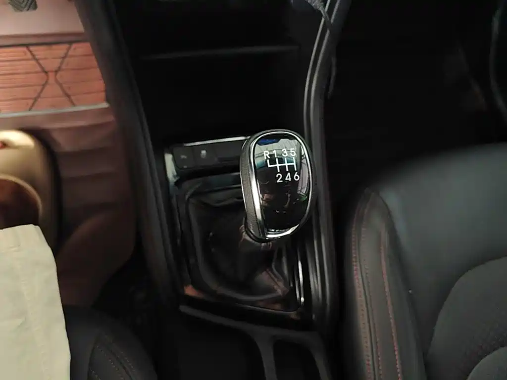 JAC Motors Refine S3 2016 2017 1.5L Manual Luxury Smart