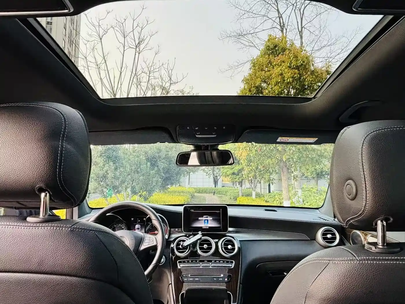 Mercedes-Benz GLC 2019 GLC 260 L 4MATIC Dynamic фото 16