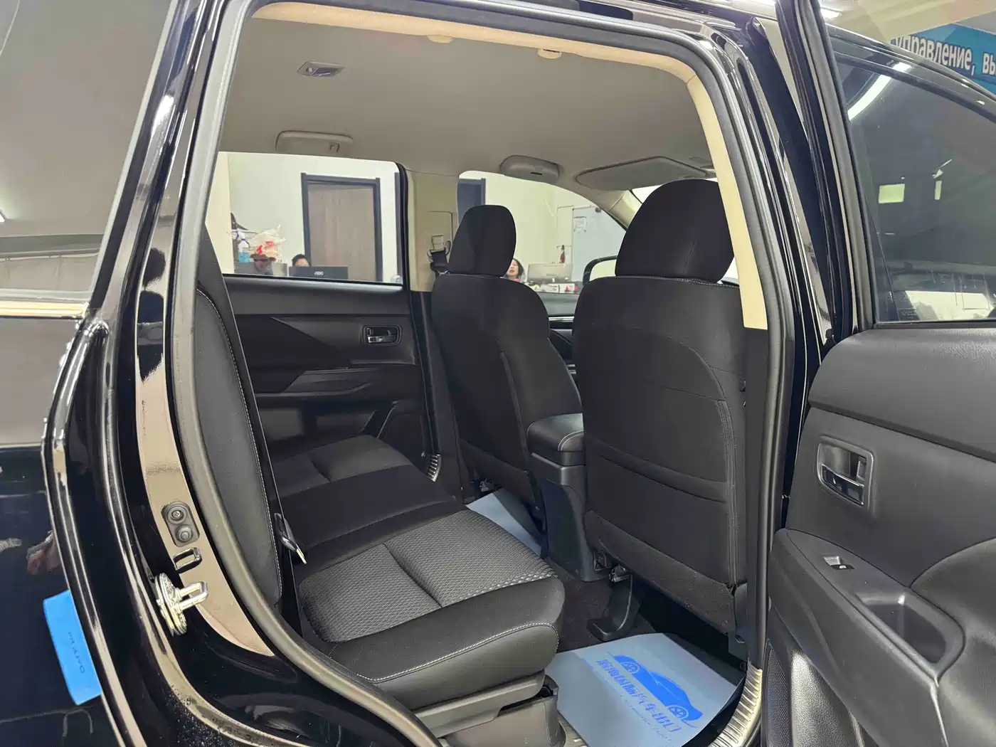 Mitsubishi Outlander 2021 Facelift 2.0L 2WD Comfort Edition 5-Seater фото 9