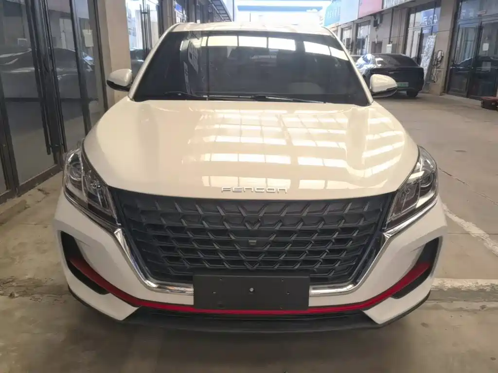 Dongfeng Fengguang Fengon 500 2023 2022 1.5T CVT Comfort Edition