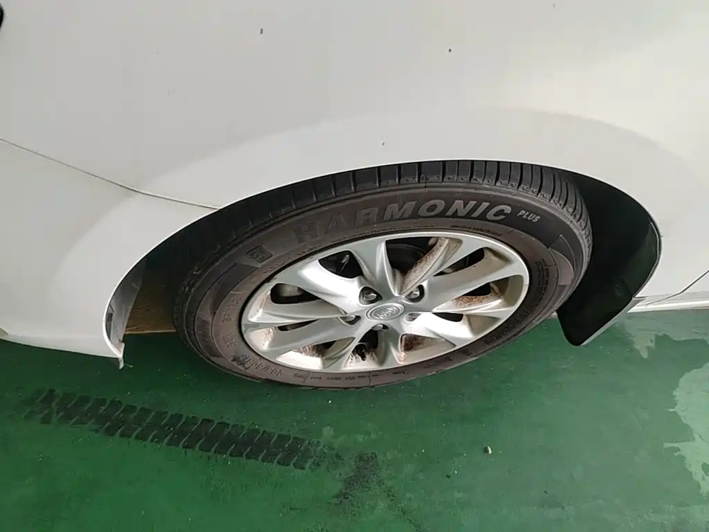 Buick GL6 2018 2018 18T 6-Seater Elite