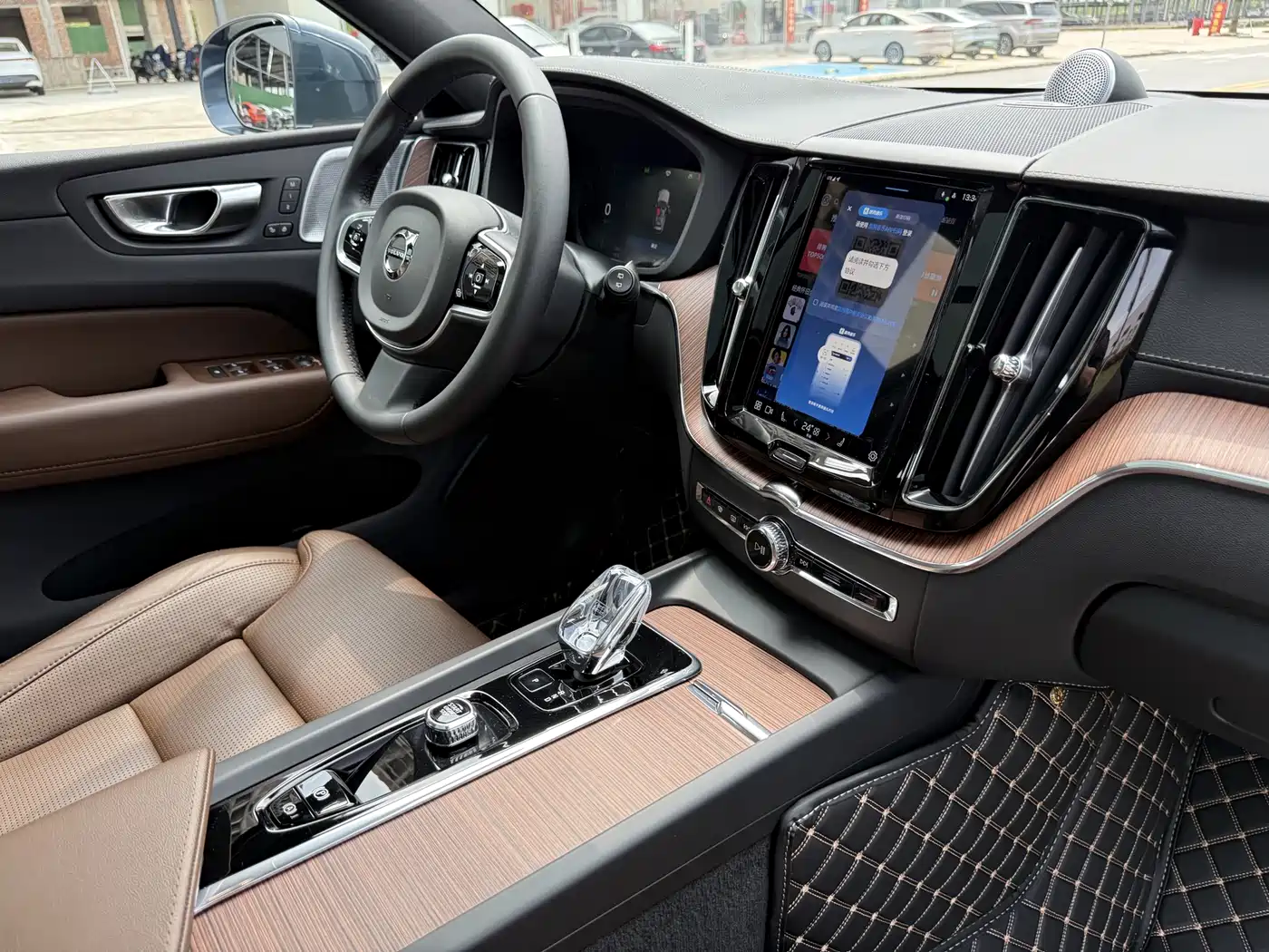 VOLVO XC60 PLUG IN HYBRID