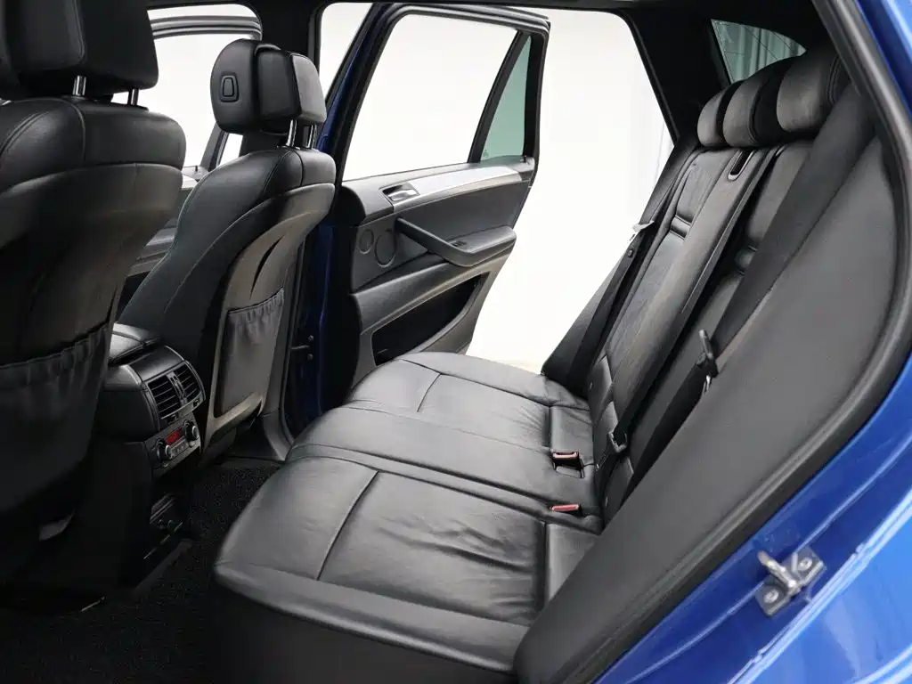 Фото 6 - BMW X5 M