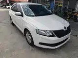 Фото 4 - Škoda Rapid
