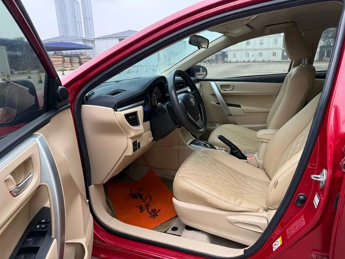 Toyota Corolla 2014 1.6L CVT GL фото 8