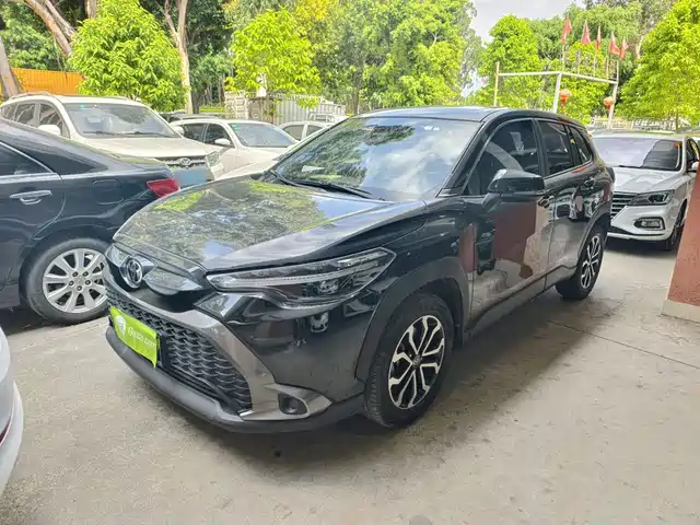 Toyota Frontlander 2024