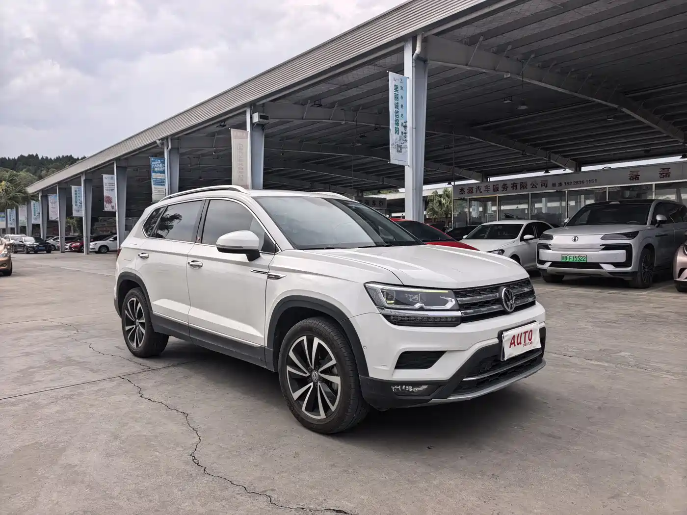 Volkswagen Tharu 2019 Model 330TSI 4WD Flagship Edition China VI фото 3