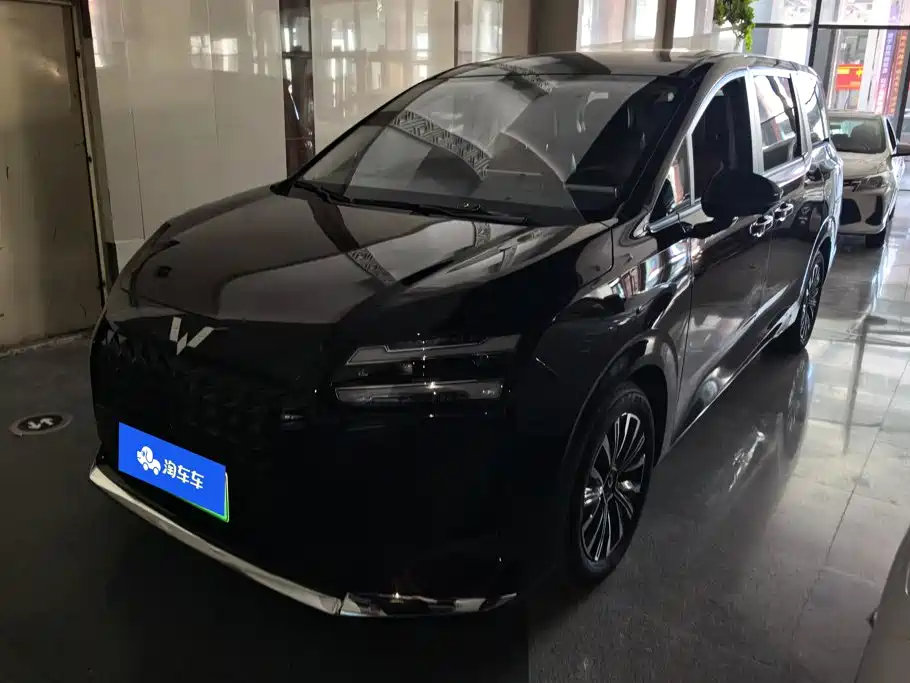 Фото 1 - Wuling Motors Xingguang 730 New Energy