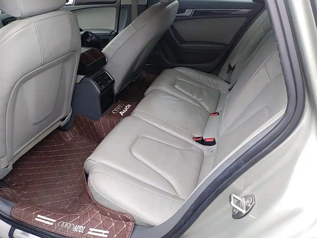 Audi A4L 2016 35 TFSI Automatic Comfort фото 24