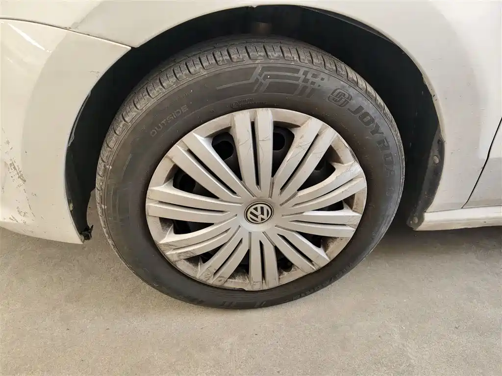 Volkswagen Polo 2016 1.6L Automatic Comfort фото 23