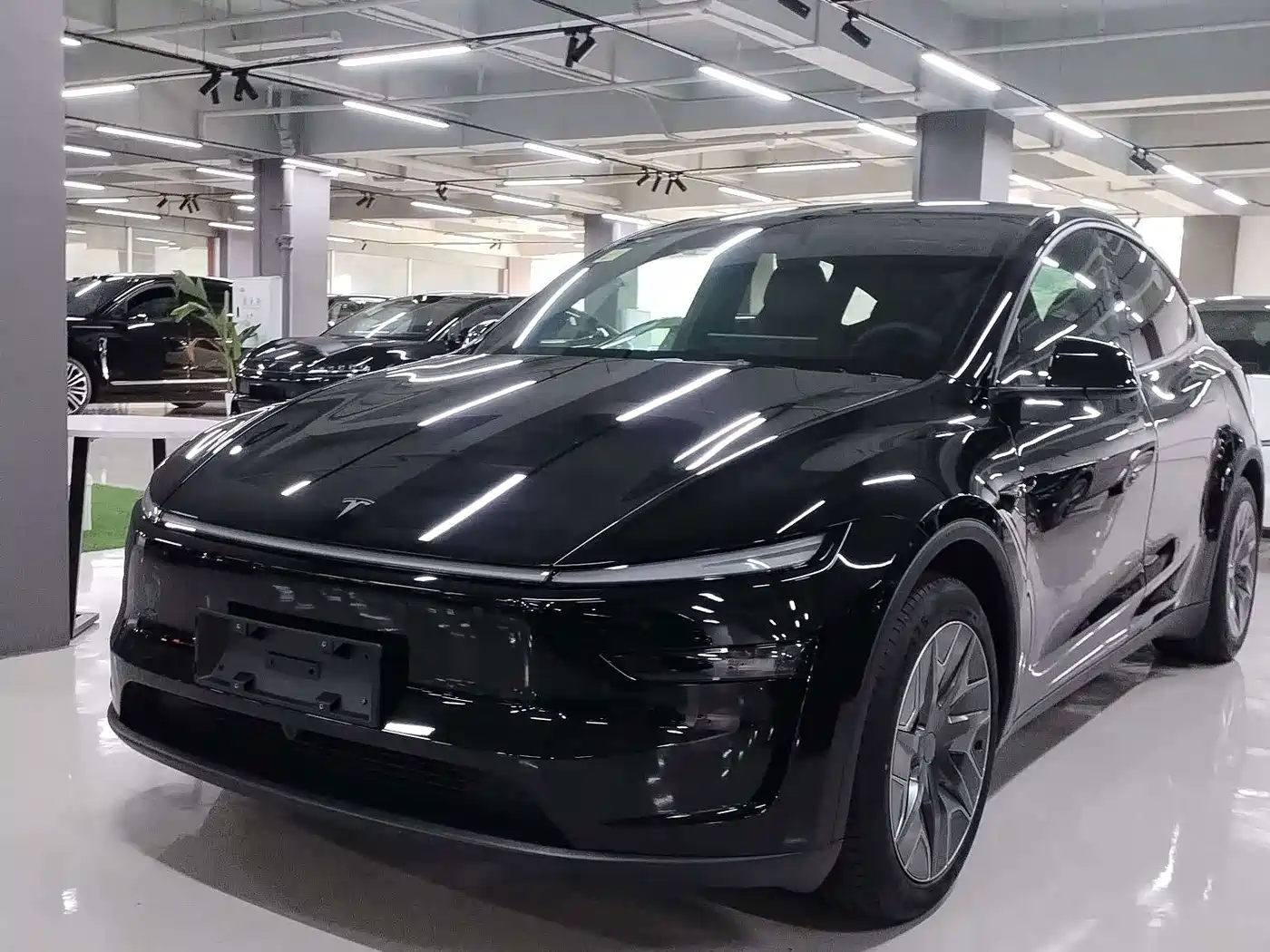 Tesla Model Y L 2026 2025 Facelift Long Range AWD