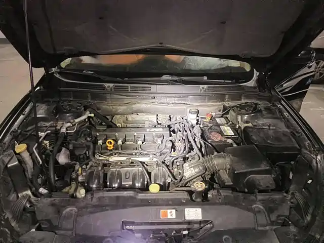 Besturn B70 2014 2.0L Manual Luxury — фото 3