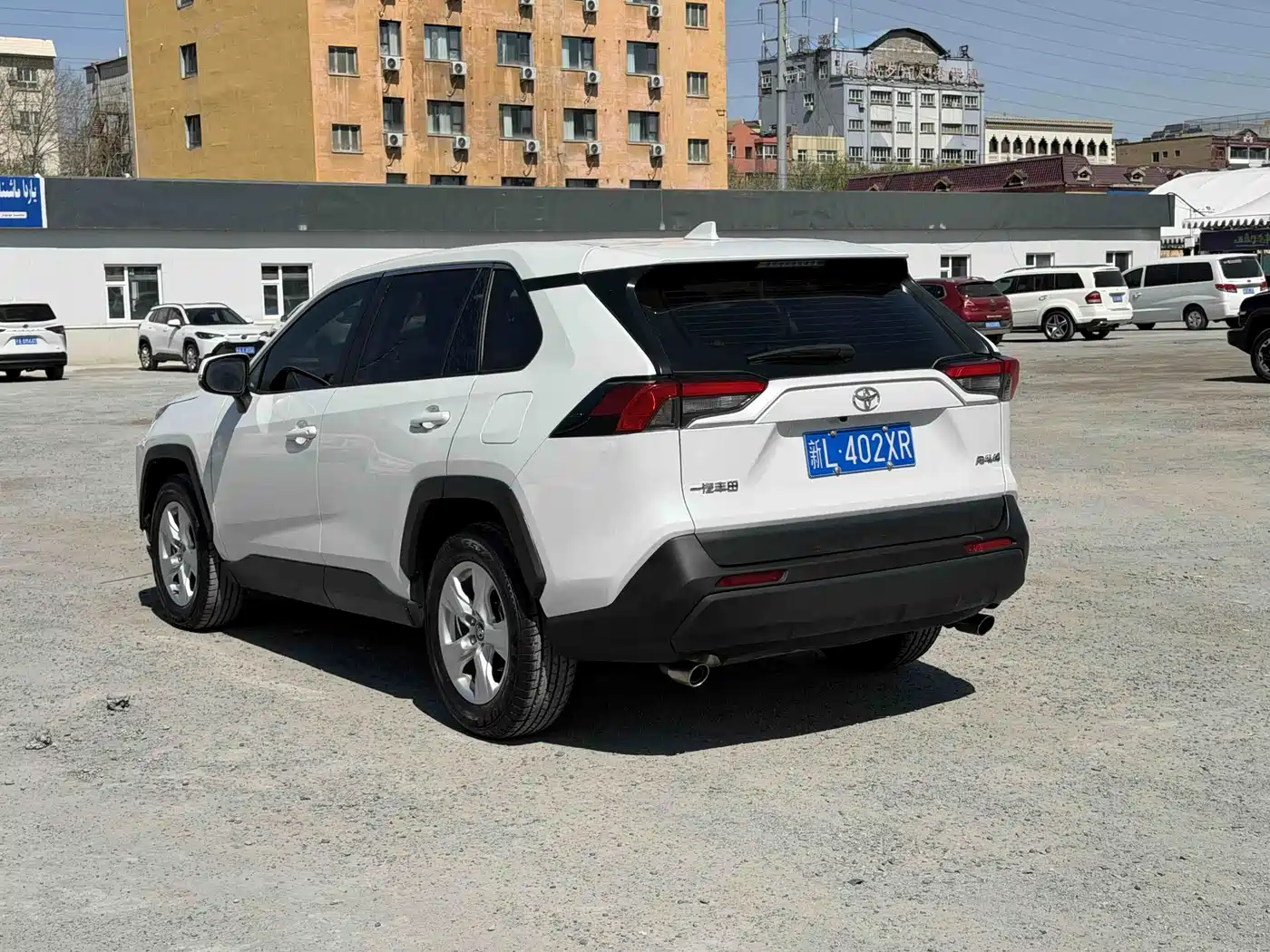Toyota RAV4 Rongfang 2023 2.0L CVT 2WD Urban Edition фото 7