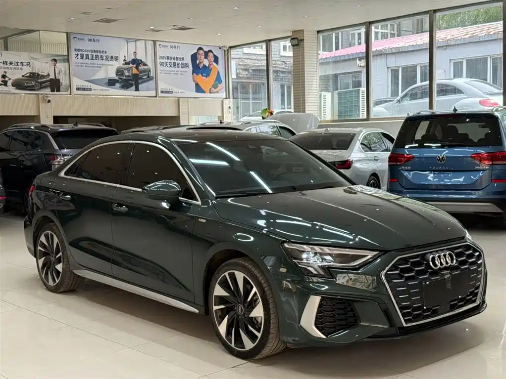 Audi A3 2023 A3L Limousine 35 TFSI Fashion Sport фото 3